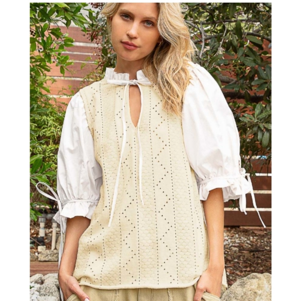Poplin Cream Sweater - Picture 2 of 3